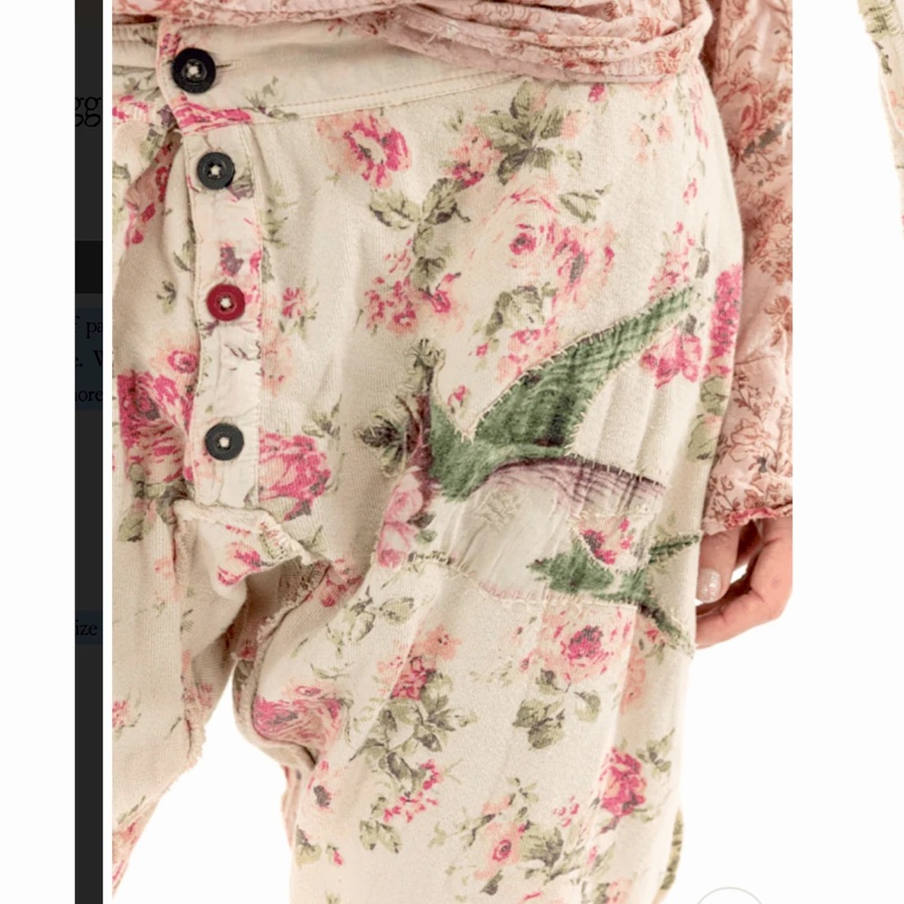 Magnolia Pearl floral underJohn leggings/pants!